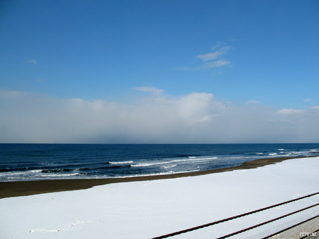 雪景色 北海道　道北 オロロンライン 小平町の日本海
